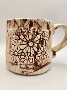 Vintage Floral Embossed Mug Brown Marble Design North Pole Alaska Souvenir